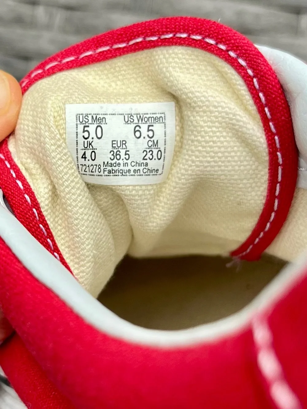 Vans Red Canvas Low-Top Sneakers with White Laces Skater Streetwear Style
